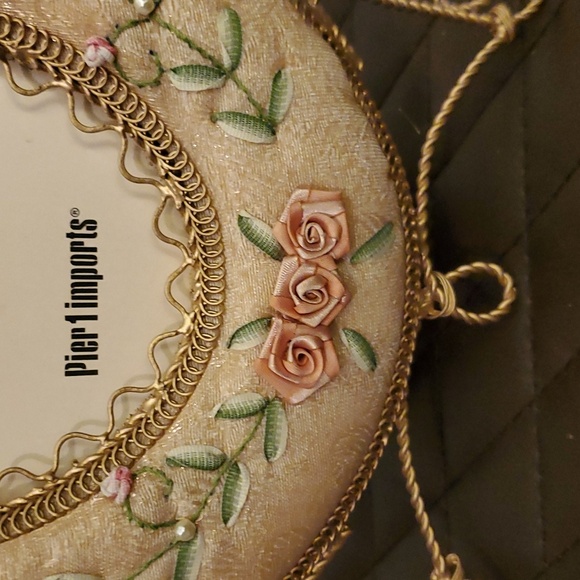 Pier 1 Imports Victorian Style Photo Frame - Picture 5 of 6